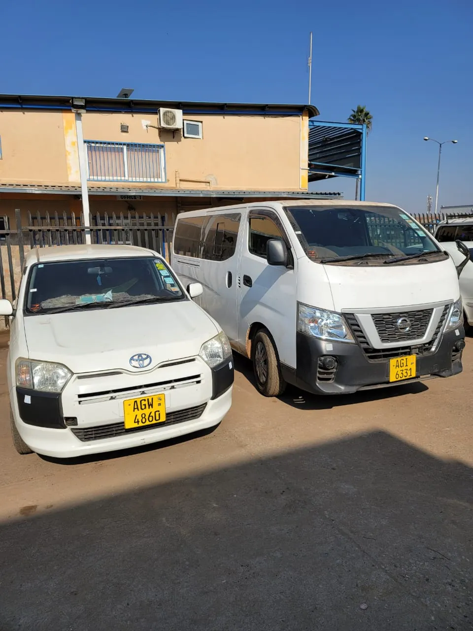 U-Link Logistics real rental and transport vehicles